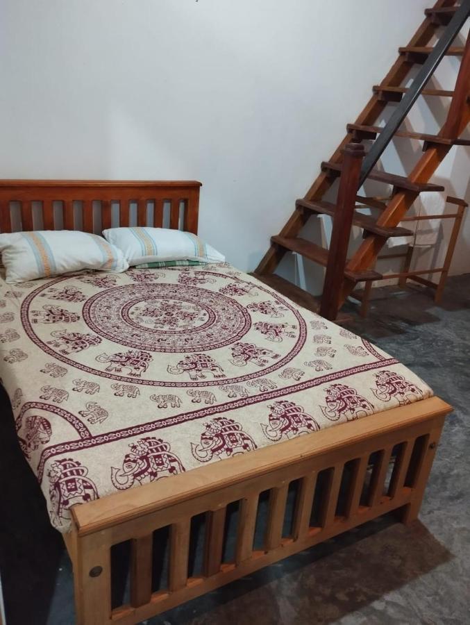 Sunil'S Homestay Sinharaja Kalawana Ngoại thất bức ảnh